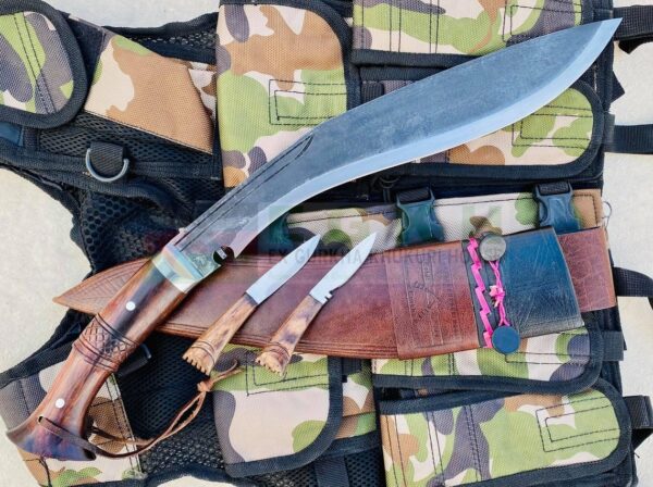 15-Inch-Historical-Rust-Free-Ganjawal-Kukri-very-old-traditional-khukuri-design-Farmer-Using-Hunting-Kukri-Ready-to-Use