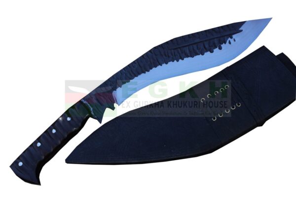 Modern-12.522-Rust-Free-Farmers-Khukuri-Blade-Handmade-by-Blacksmiths-in-Nepal-Hand-forged-Battle-Ready-Kukri-Ready-to-Use