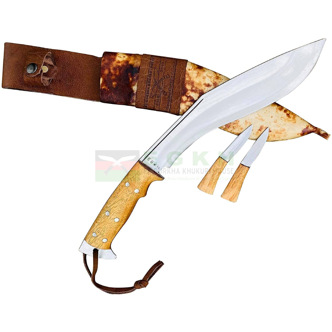 https://www.kukrismanufacturer.com/wp-content/uploads/2022/04/Kukri-12.jpg