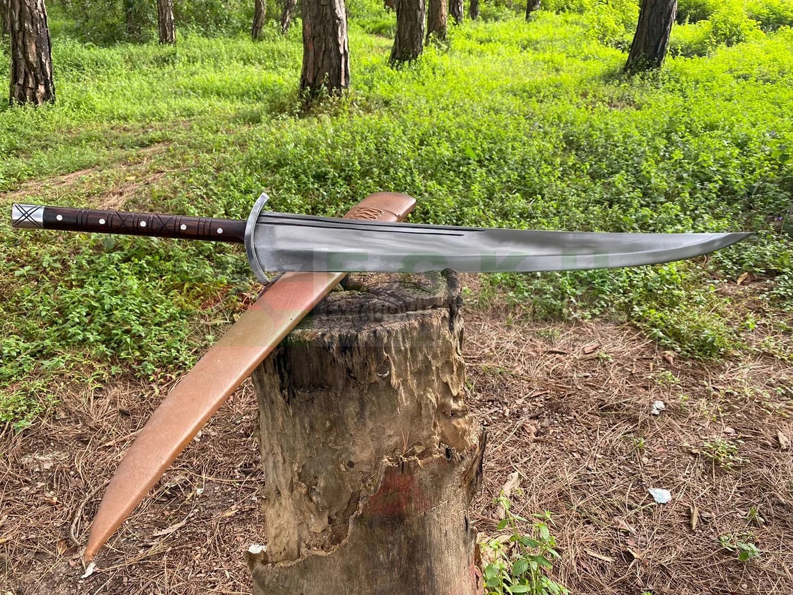 swords-kukri-Nepal